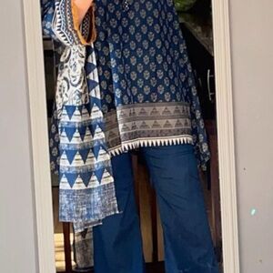Pakistani Desinger Junaid Jamshad blue Patterned Tunic with Scarf and trouser